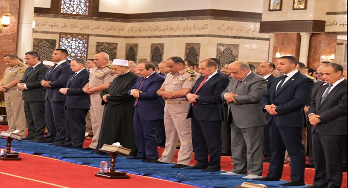 بالفيديو والصور .. الرئيس السيسى يؤدى صلاة عيد الأضحى المبارك بمسجد الرحمن الرحيم بالعاصمة الجديدة