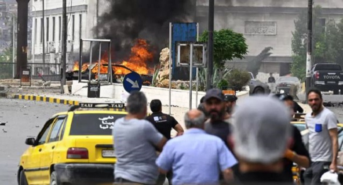 مقتل جندى سورى فى انفجار سيارة مفخخة فى دمشق