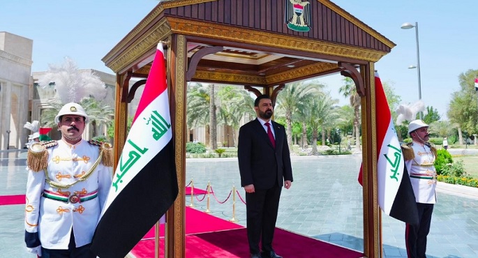 علي الزيدى يتسلم مهامه رسميا رئيسا للحكومة وقائدا عاما للقوات المسلحة العراقية