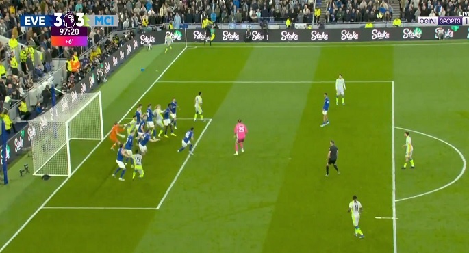 مانشستر سيتى يتعادل مع إيفرتون 3-3 في البريمرليج