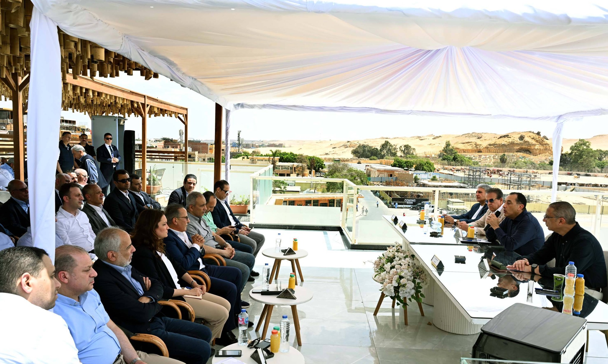 مدبولى: الحكومة قررت أخذ قرار بتطوير منطقة نزلة السمان بمشاركة أهالي المنطقة لتكون “منطقة حضارية”