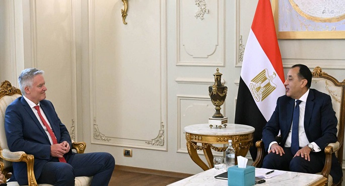 رئيس الوزراء يشيد بالتقدم المحرز فى تنفيذ مشروعات البرنامج القُطرى مع منظمة التعاون الاقتصادى والتنمية