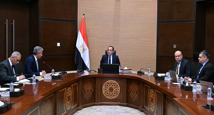 رئيس الوزراء يتابع إجراءات دعم وتحفيز قطاع السياحة
