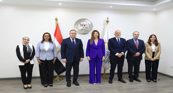 وزير التعليم العالى يستقبل وزيرة التعليم والرياضة اليونانية لبحث سبل التعاون المشترك