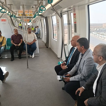 وزير النقل يطمئن على سير العمل بالمرحلة الأولى لمونوريل شرق النيل