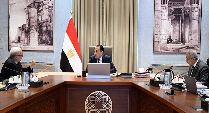 رئيس الوزراء يوجه بسرعة الانتهاء من صياغة جدول زمنى متكامل لخطة إعادة هيكلة الهيئات الاقتصادية