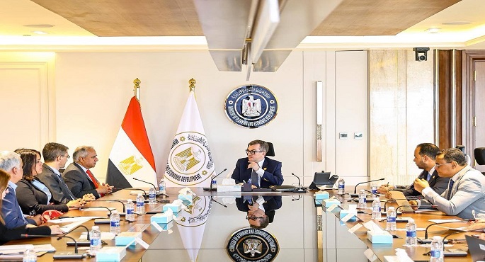 وزير التخطيط يبحث مع وفد البنك الدولى آليات دعم السياسات القائمة على البيانات