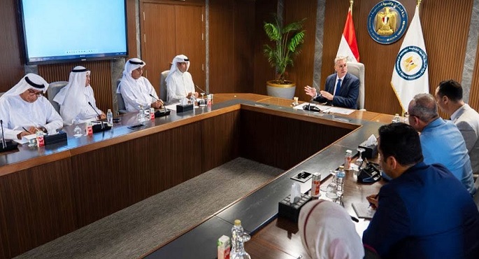وزير البترول يبحث مع إينوك الإماراتية التوسع فى الاستثمارات بمجالات تموين الطائرات والاستكشاف البترولى