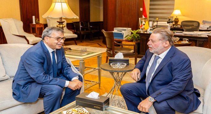 محافظ البنك المركزى المصرى يبحث مع نظيره التونسى أوجه التعاون المشترك