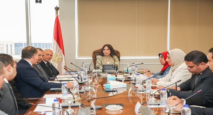 وزيرة الإسكان تبحث مع مسؤولى شركة BAMAG الألمانية تعزيز التعاون