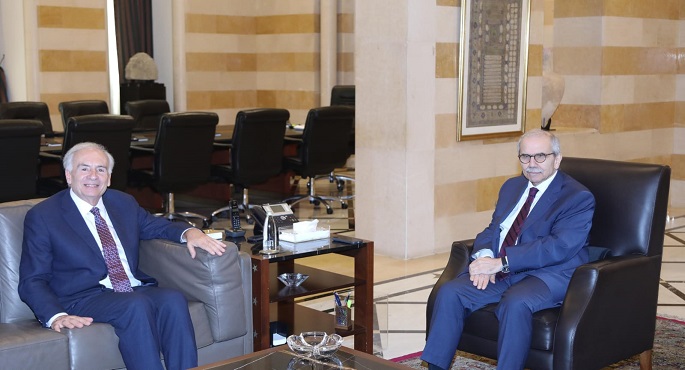 رئيس مجلس الوزراء اللبنانى يبحث مع المنسق الخاص للأمم المتحدة الأوضاع فى لبنان والمنطقة