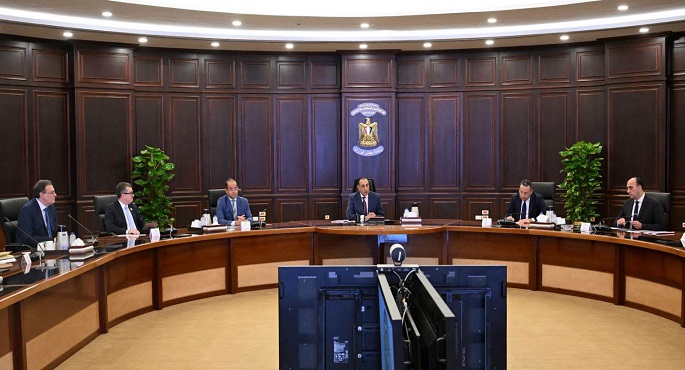 رئيس الوزراء يتابع الخطوات التنفيذية للتعيين حديثا واختيار الوظائف القيادية والإشرافية بالجهاز الإدارى للدولة