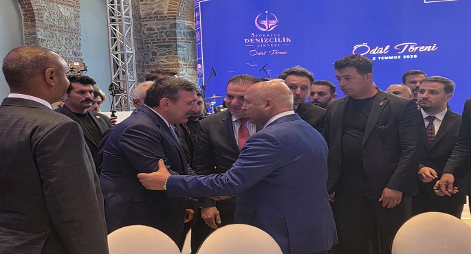 مباحثات مصرية تركية حول تعزيز العلاقات الثنائية والتعاون فى مجالات النقل واللوجستيات والممرات الدولية
