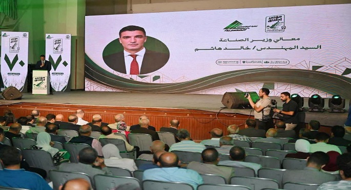 وزير الصناعة يفتتح فعاليات مؤتمر تدشين "منظومة التطوير المهني الهندسى"