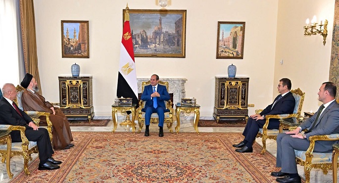 الرئيس السيسى يجدد التأكيد على حرص مصر الدائم على أمن واستقرار العراق الشقيق