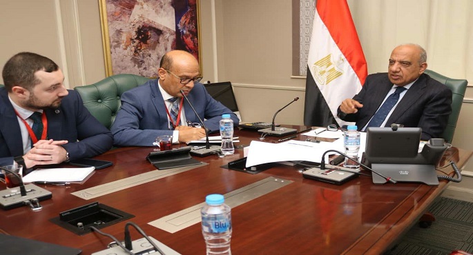 وزير الكهرباء