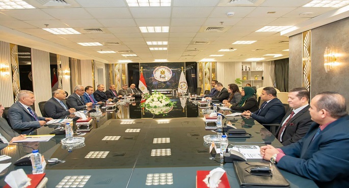 وزيرا الإنتاج الحربى والإسكان يتابعان مستجدات مشروعات التعاون المشترك