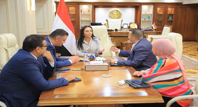 وزيرة التضامن تؤكد أهمية استمرار التواصل والتنسيق مع أعضاء مجلسى النواب والشيوخ لمتابعة احتياجات المواطنين