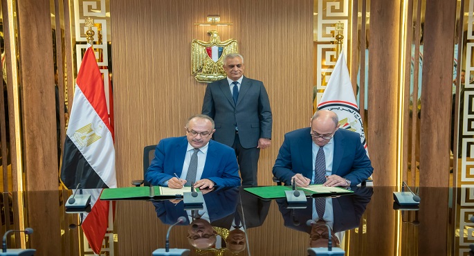 "الإنتاج الحربى" و"المقاولون العرب" يوقعان مذكرتى تفاهم لتعزيز التصنيع المشترك وفتح آفاق التعاون الصناعى بأفريقيا