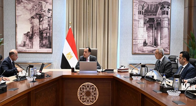 رئيس الوزراء يستعرض مقترحات تنمية الصادرات المصرية