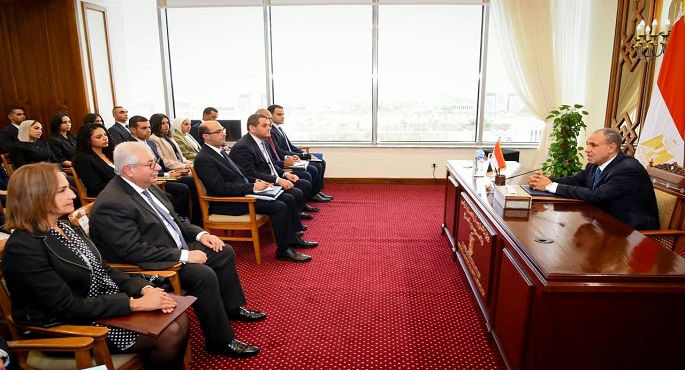 وزير الخارجية يشدد على أهمية العمل الدبلوماسى خاصة فى الدوائر المتعلقة بالأمن القومى المصرى