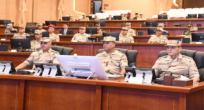 وزير الدفاع يشهد تنفيذ المرحلة الرئيسية لمشروع مراكز القيادة الاستراتيجى التعبوى التخصصى لإدارة الحرب الكيميائية