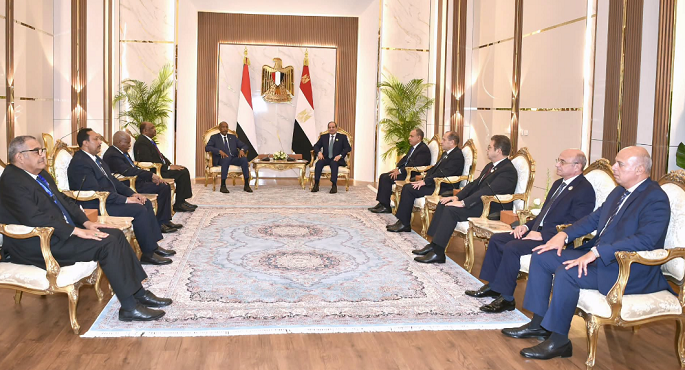 الرئيس السيسى يؤكد ثوابت الموقف المصرى الداعم للشعب السودانى الشقيق