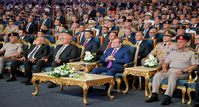 الرئيس السيسى يشهد الندوة التثقيفية الـ44 للقوات المسلحة بمناسبة الذكرى الـ53 لانتصارات أكتوبر
