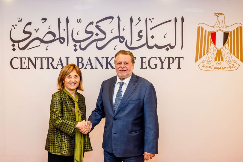 محافظ البنك المركزى ونائب رئيس بنك الاستثمار الأوروبى يبحثان تعزيز التعاون المشترك